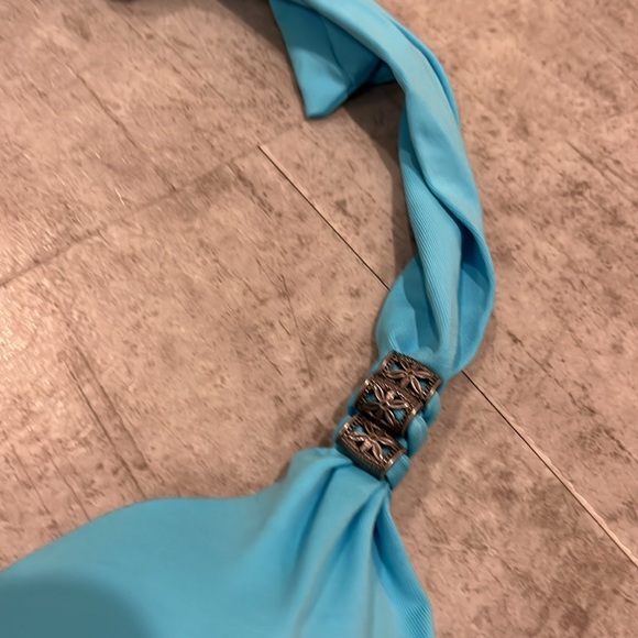 BECCA Swim Bikini size medium - Picture 5 of 7